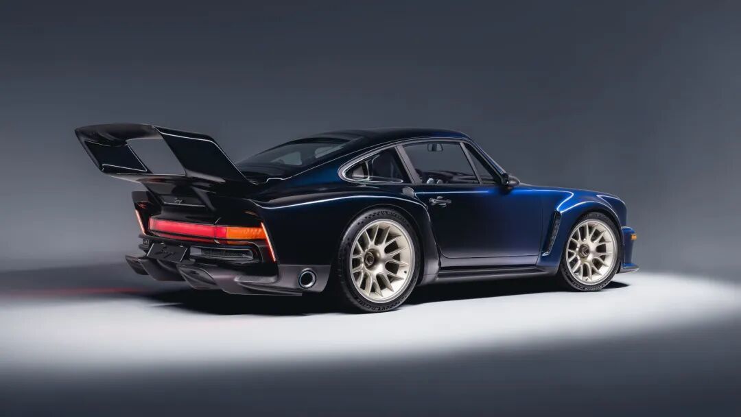 Singer最新的保时捷911 DLS Turbo,是一台价值300万美元的杰作