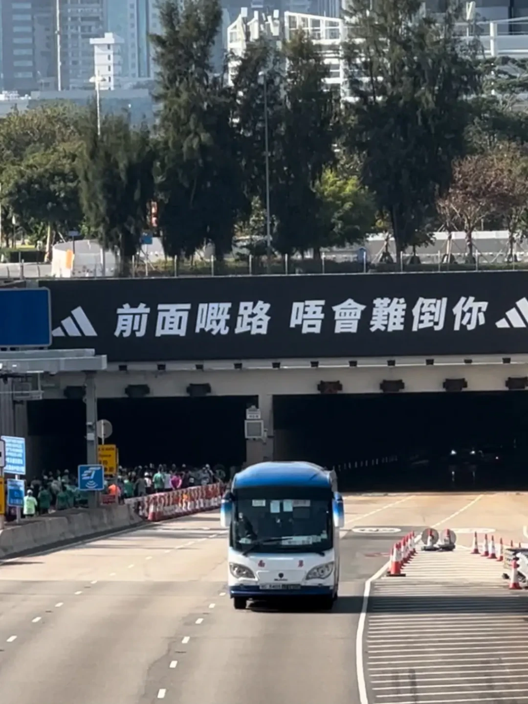 香港渣打马拉松观赛拍照机位分享📷亲友必看