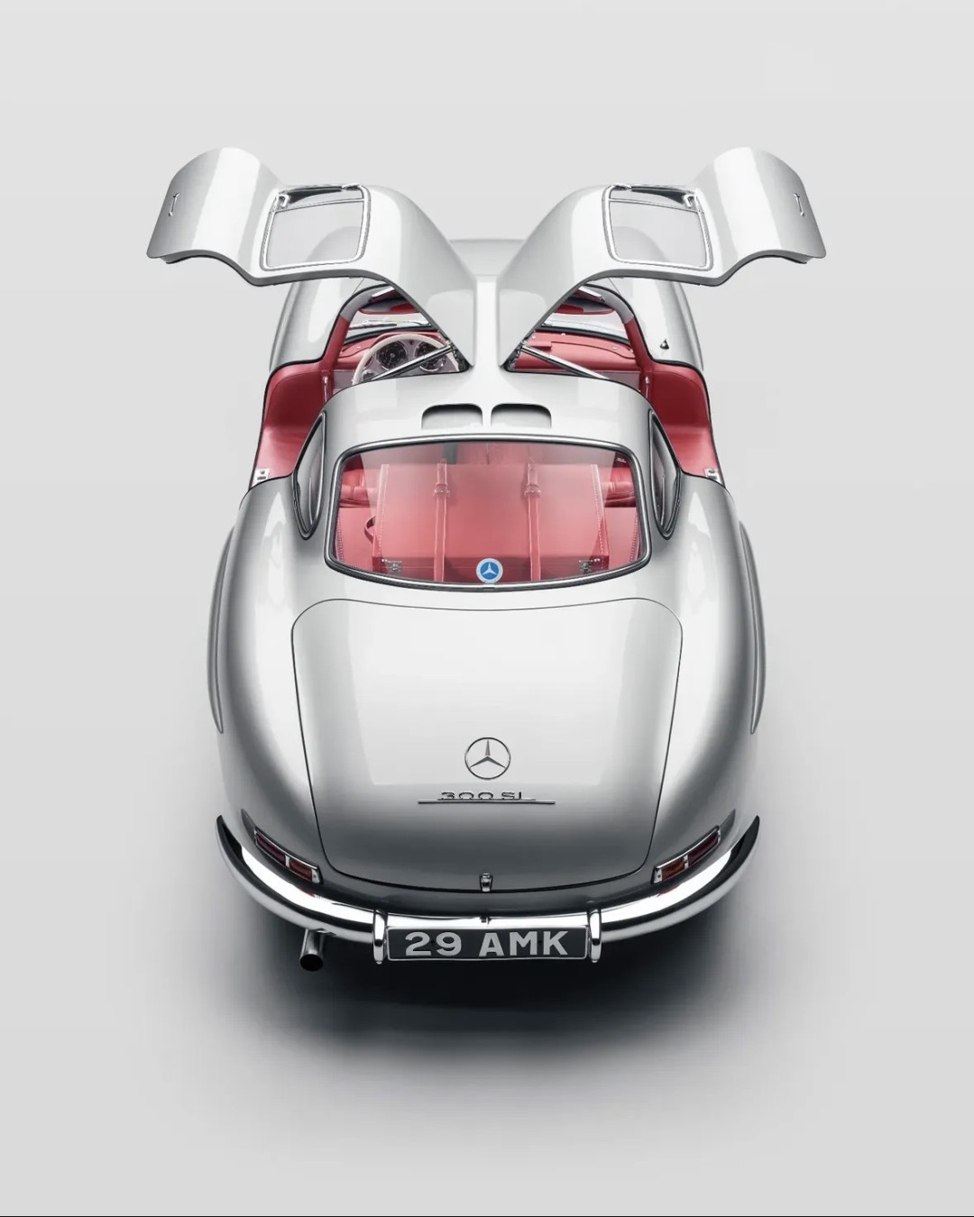 Mercedes-Benz Top1的经典车-300SL,
