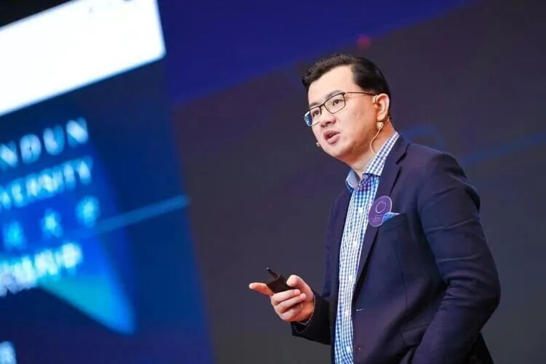 32岁成为世界500强总裁，曾经的“马云接班人”，卫哲的职场30年
