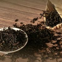 谁定义了好茶的“黄金年龄”?黑茶说:是时间