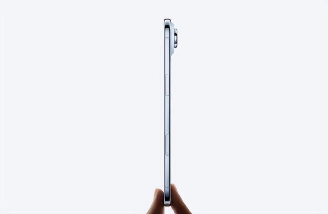 为轻薄牺牲一切,iPhone Air暴降2000元,高价低配终被消费者抛弃