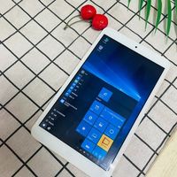 88块的正经windows平板，这下再也不怕被舍友发现在偷偷玩日本小游戏了。