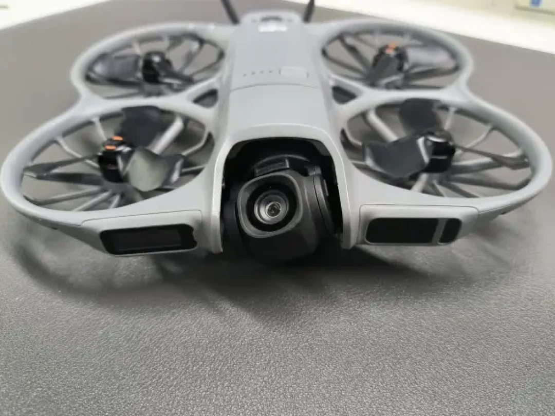 大疆DJI NEO 2无人机与NEO 1 对比