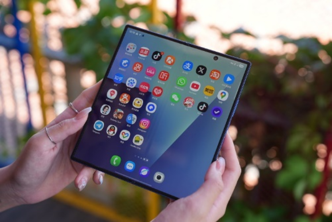 三星|三星Galaxy Z Fold7:8.9毫米机身 当折叠屏不再妥协