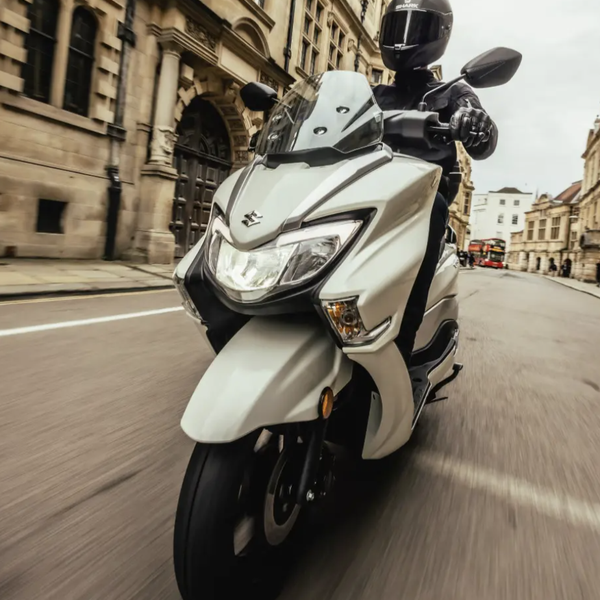 期待拉满，现实劝退：铃木2026年新车规划，真的让人彻底失望了!