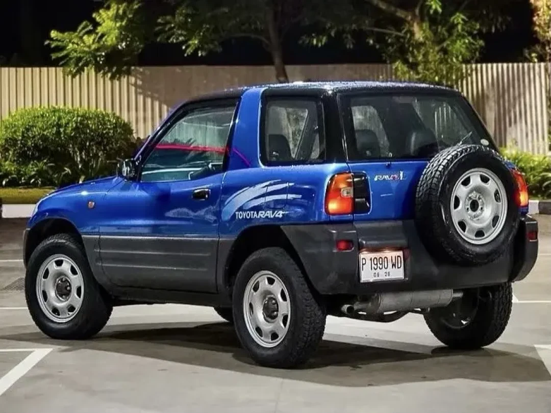 火柴盒Matchbox 2026C 1997丰田RAV4