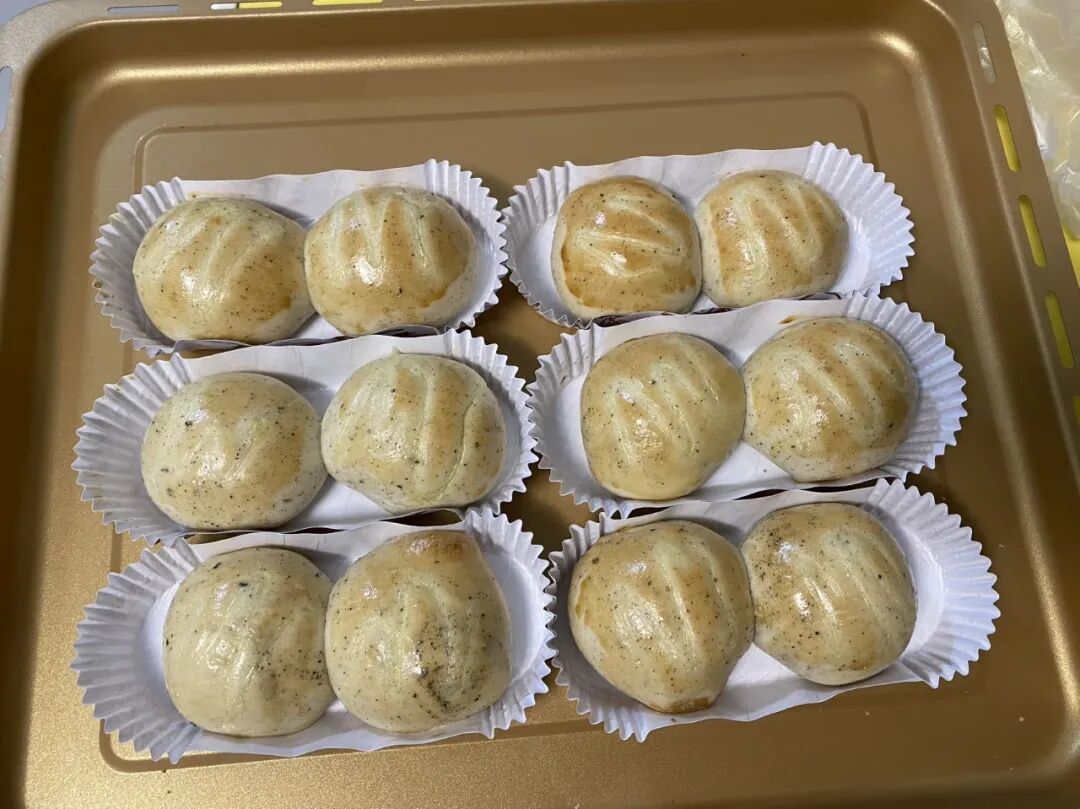 【烘焙日常】自制白茶牛奶包美食分享(厨师机版)