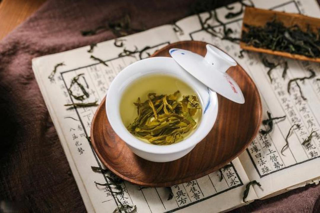 盖碗一揭茶香满堂!泡茶用盖碗的5个隐藏好处,老茶客都偷着乐