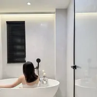 不听劝3.5㎡卫生间硬塞🛁浴缸的后果