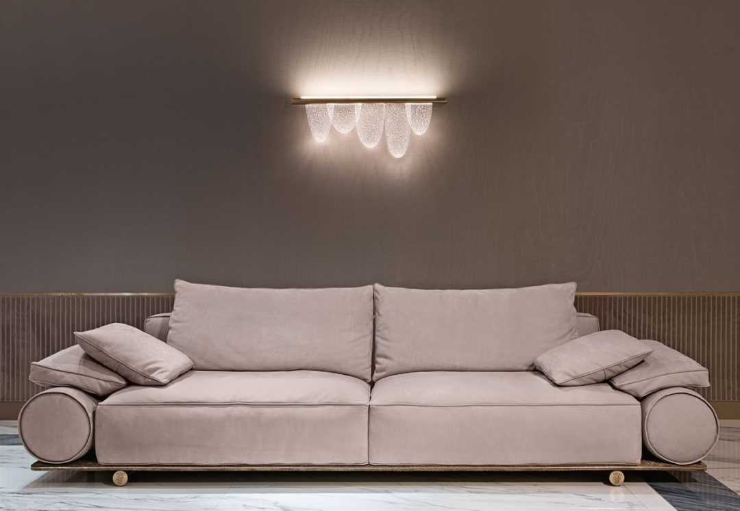 Visionnaire │ La Conca 的设计单品：Donovan Roll 沙发