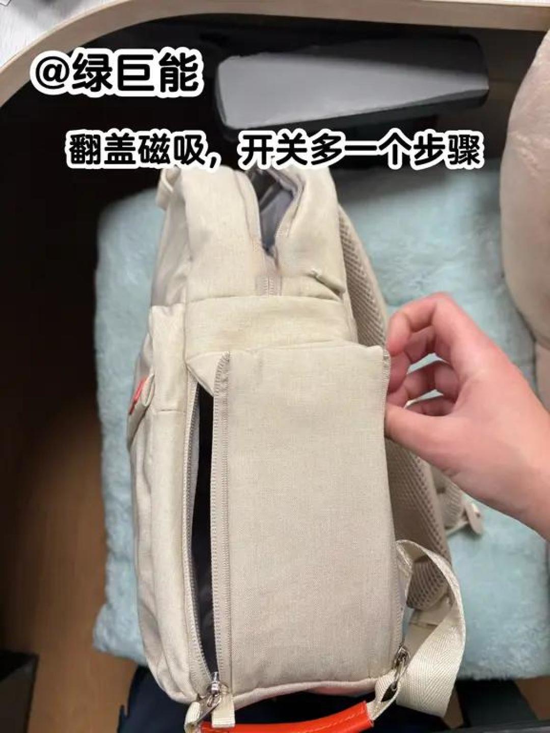 发现了一款超能装的摄影人包包🎒
