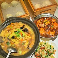 人均三十吃到超大个蒸饺和美味家常菜