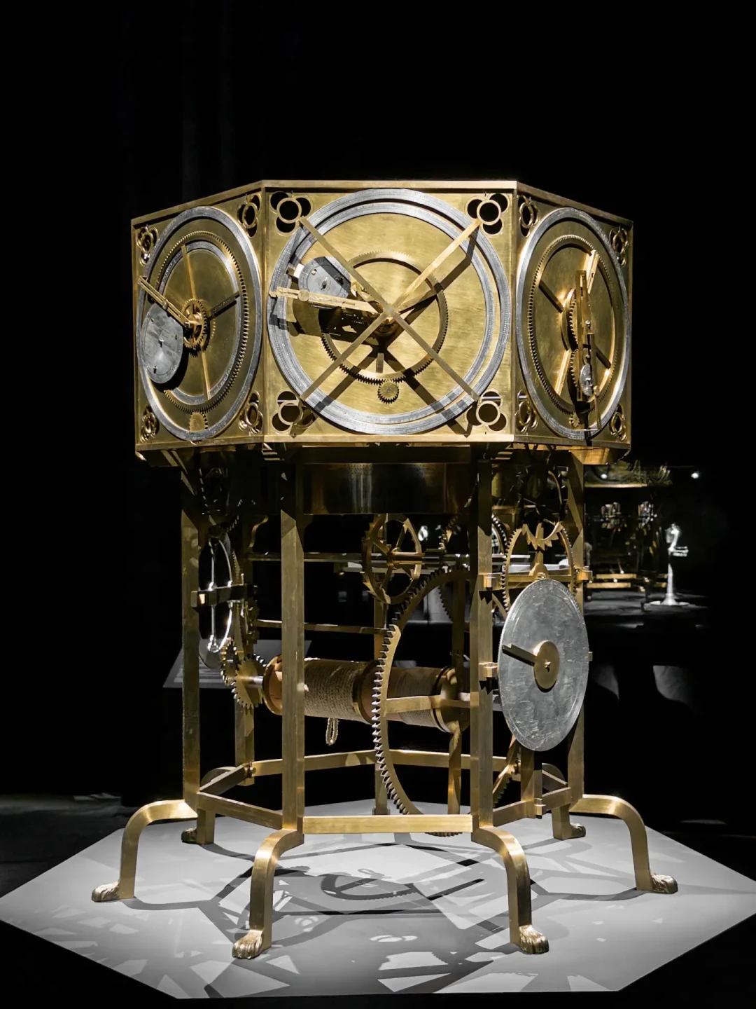 📻ARTfm |穿越宇宙的浪漫🕰️时间用机械写诗