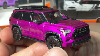 紫气东瀛来？丰田红杉TRD PRO越野车 GCD 1/64合金车模