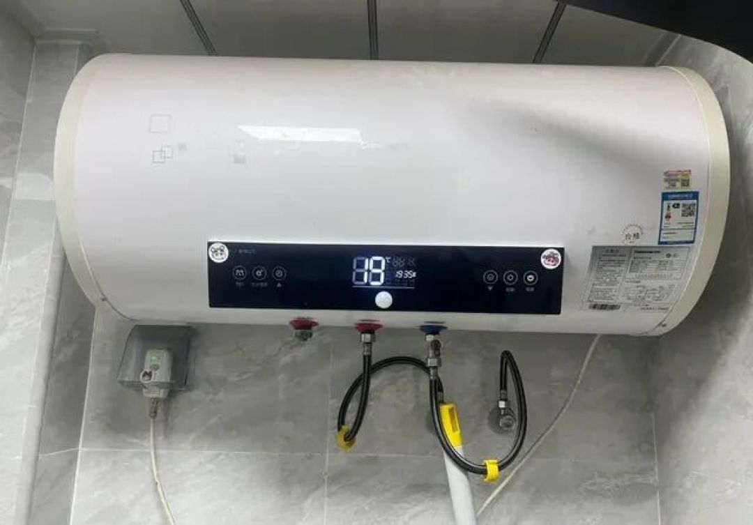 我家热水器常年不断电,被维修师傅提醒才知道,自己一直做错了,差点闯大祸!