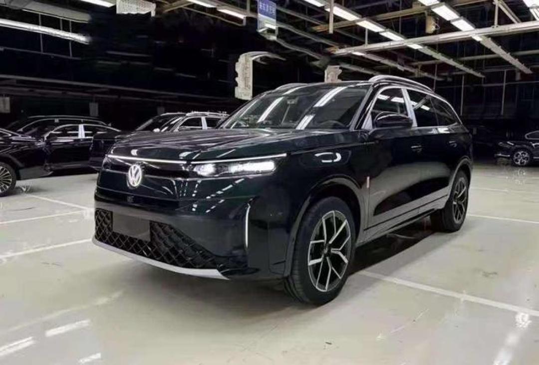 揽巡改款现身工厂,动力升级却不动外观,合资车在悄悄换打法