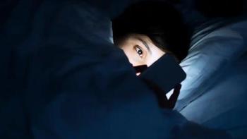 比熬夜更可怕！这种“无效睡眠”正在加速你的大脑衰老进程