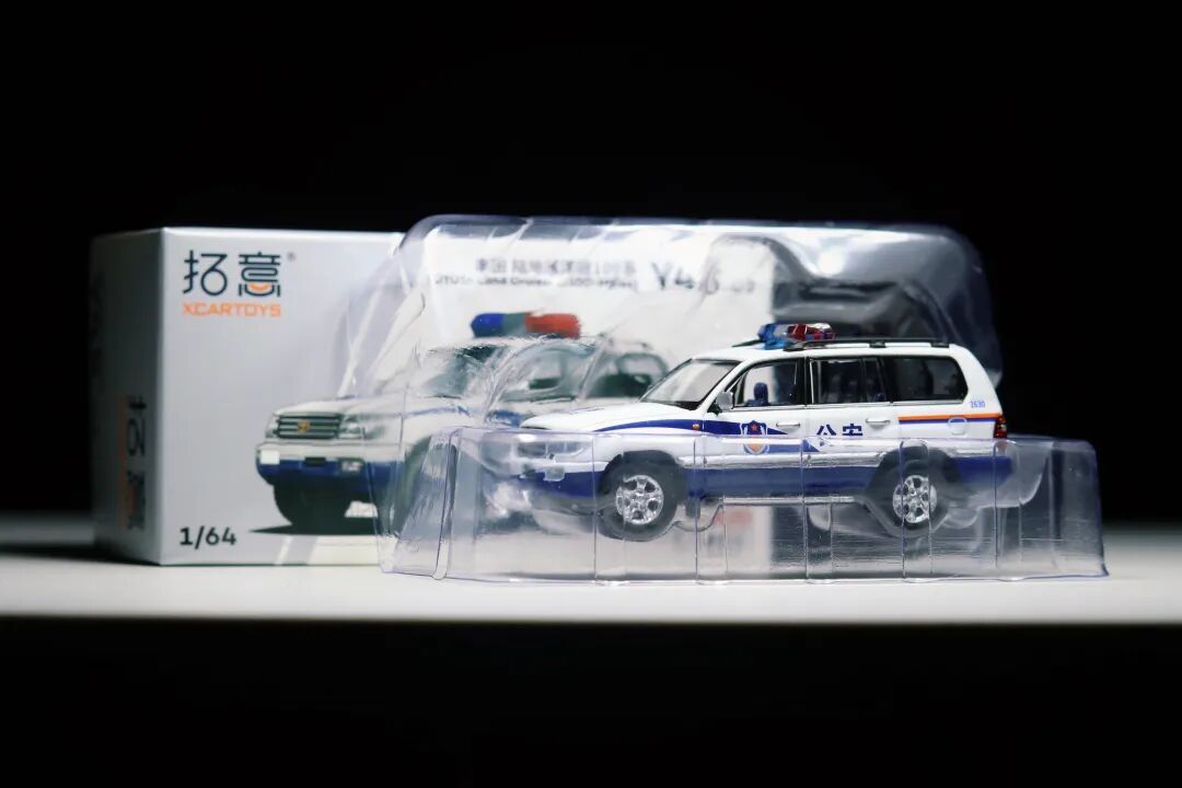 执法先锋|拓意 1/64 Toyota Land Cruiser