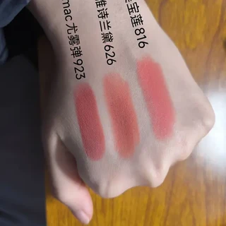三款哑光口红质地与显色对比
