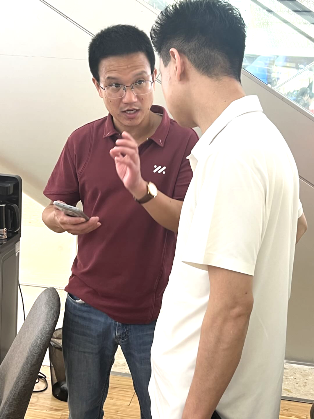 走出实验室,钻进门店!智己工程师手记27页用户心声,只为造更懂你的车
