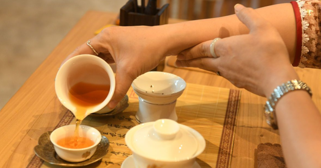 喝茶养生:以一叶之微,筑健康之基