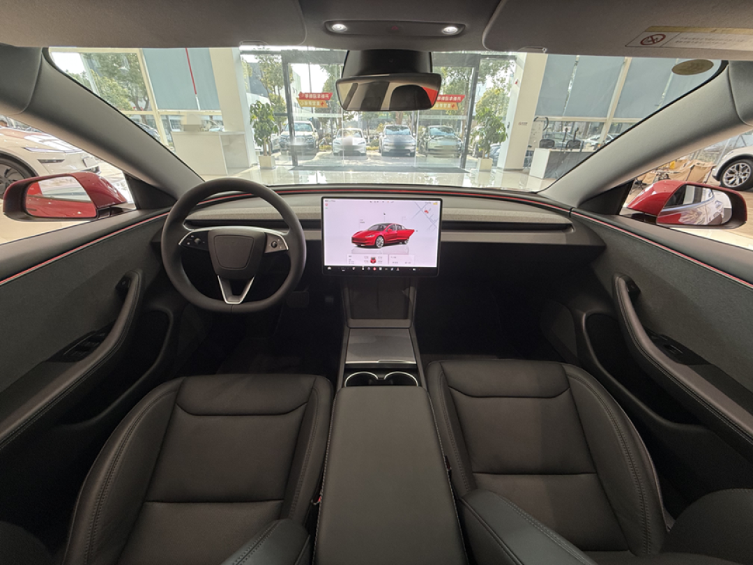 国产新能源都卷成这样了,为什么Model 3还卖这么好?