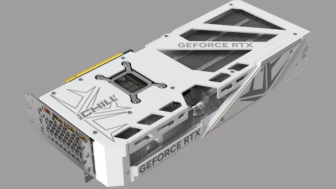 纯白美学与狂暴性能双向奔赴!RTX5070雪域冰龙显卡发布