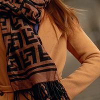 外出穿搭从从绒绒：这一身“毛绒buff”，顶寒风比裹棉被体面