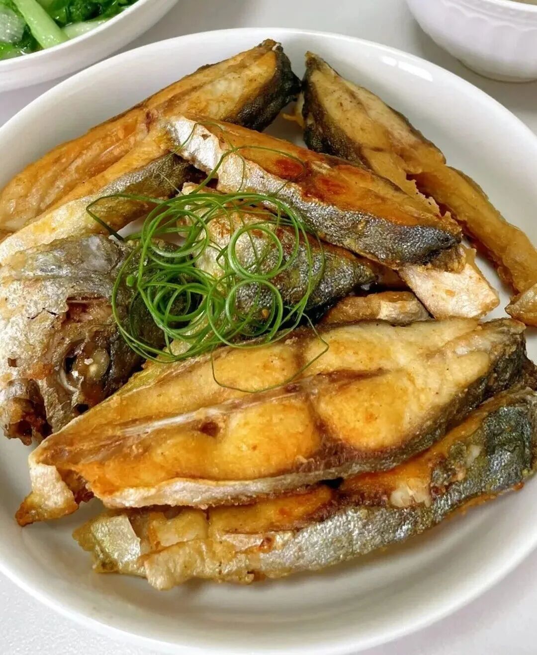 女人绝经后,少吃瓜子花生,多吃3种富含“黄体酮”的食物!越吃气色越好,老得比同龄人更慢