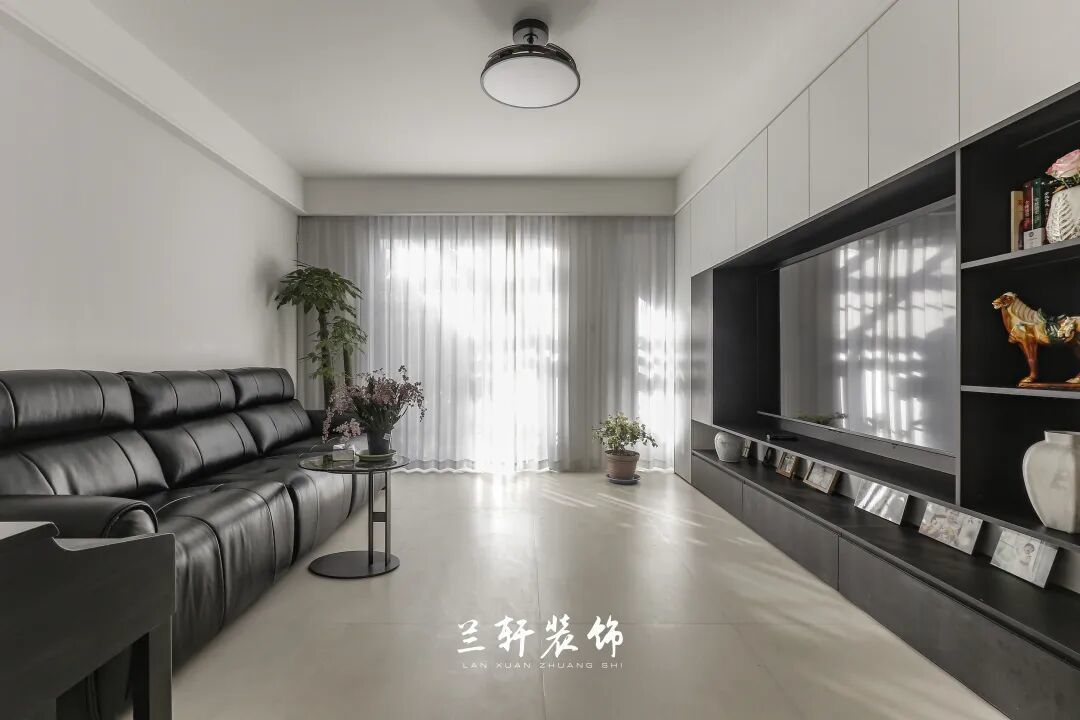 解锁黑白灰新玩法！让极简风告别 “家徒四壁” 既视感