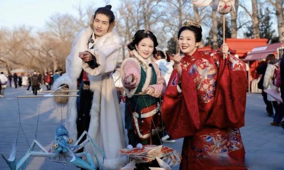 马年溜达颐和园,赴一场皇家园林的非遗冰雪盛宴