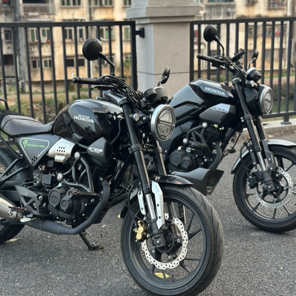 本田终于妥协！CBF190TR直降4000元还加ABS，复古街车天花板来了