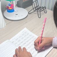 假期不托管 我用一盒积木花在八天里让孩子养成自主学习的习惯