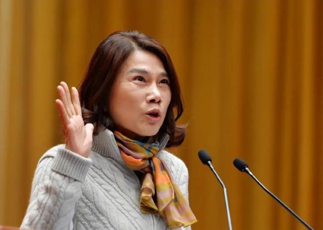被停职审查、转移资产、搞办公室恋情，董明珠身上标签哪个是真的