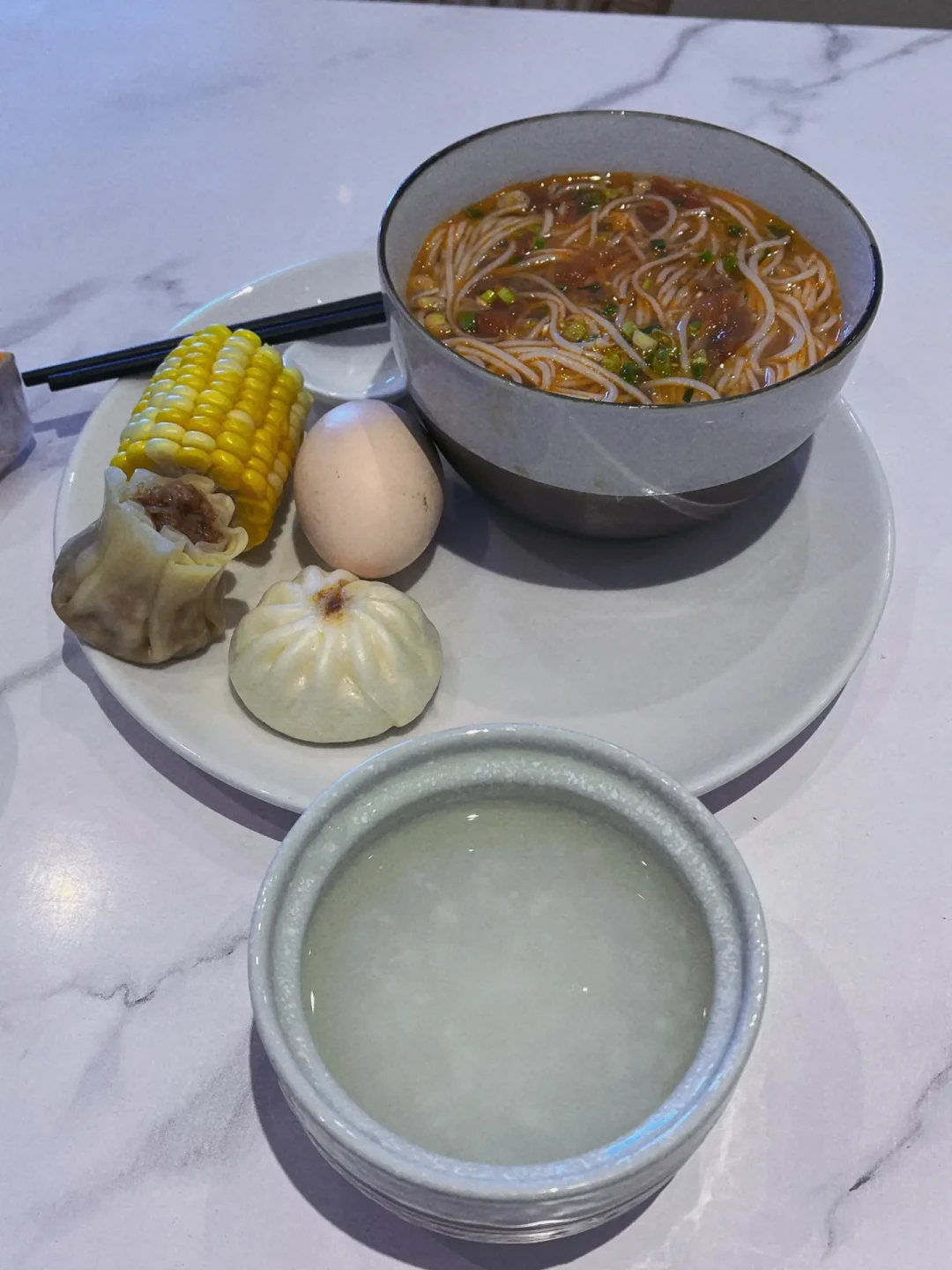 泸沽湖酒店测评|100+湖景房🏨豪赌成功!
