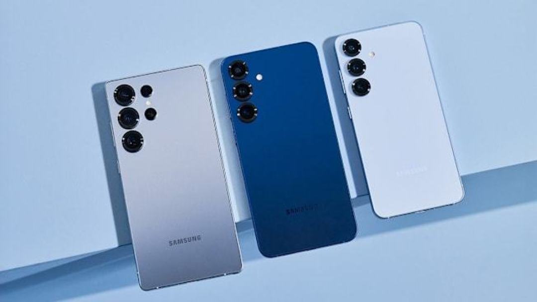 别乱买!安卓机皇的“全家桶”保姆级选购:三星Galaxy S25 Ultra、折叠屏与生态新品怎么选?
