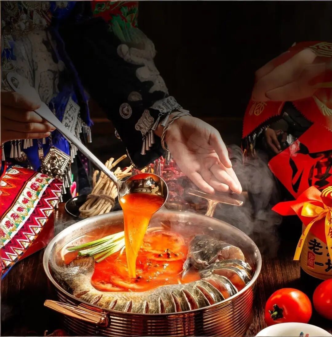 16.3亿产业神话!非遗酸汤如何跳出地域圈,成为餐饮界的“增长黑马”?