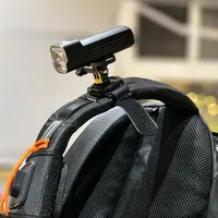 登山包实用配件骑行灯变肩灯 不用带头灯了