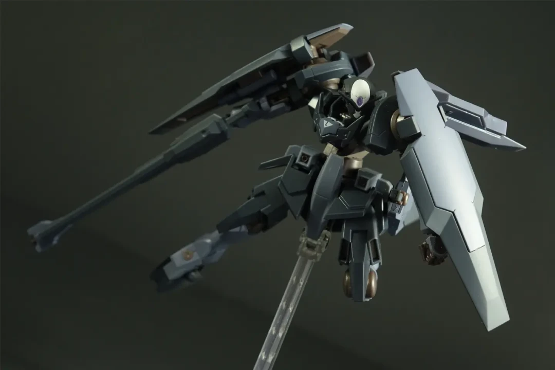 Robot魂 GN-X4:指挥官机与三红式样谁更值得入手?