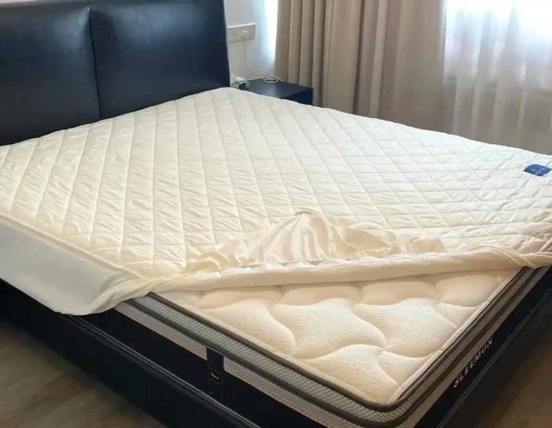 床垫上要再铺一层“褥子”吗?得亏内行人提醒,难怪睡不舒服!