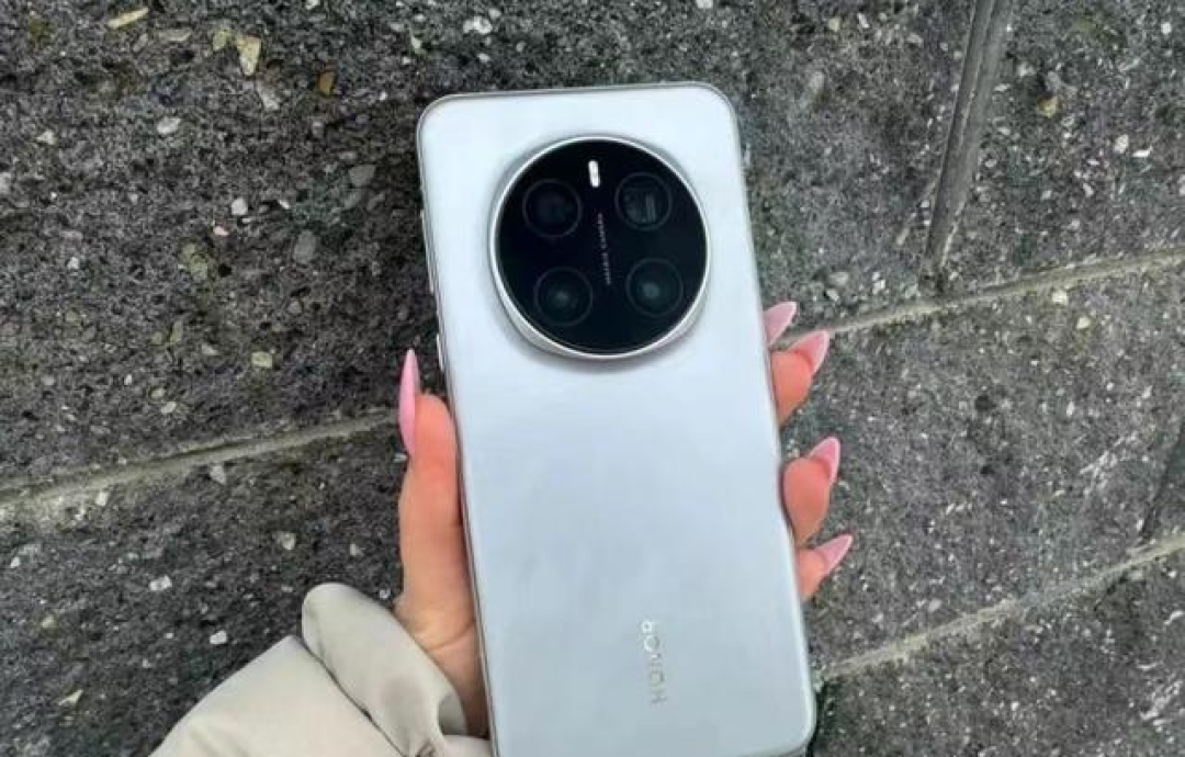 荣耀有点无奈,16GB+512GB跌价1081元,旗舰机大跳水!