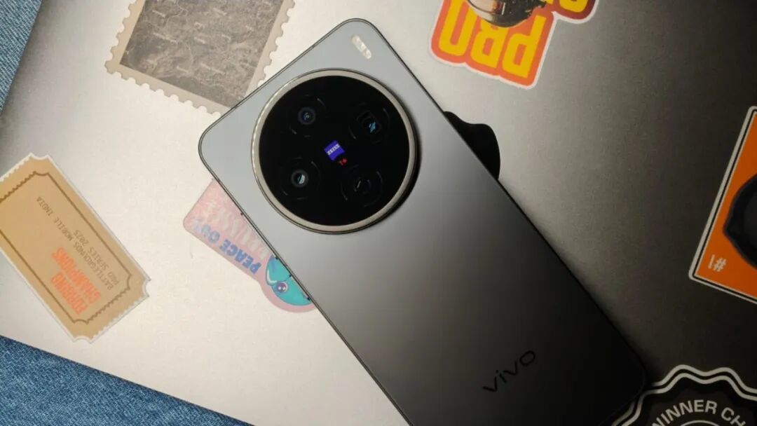 天玑9400+加持!vivo X200T印度发布:5000万像素蔡司三摄,6200mAh电池+90W快充