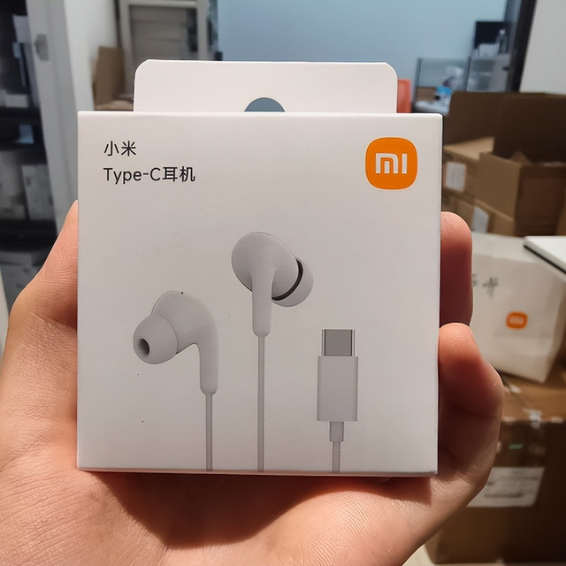 不是蓝牙耳机买不起，是9.9元的小米Type-C耳机太有性价比