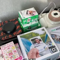 拍立得入坑指南
过节了，该买相机买相机，该囤相纸囤相纸
#富士 #相机发烧友 #拍立得 #wide300 #mini99