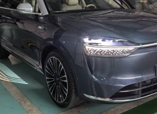 华为李小龙实测：油箱里的汽油放了近两年，居然一脚就能启动！