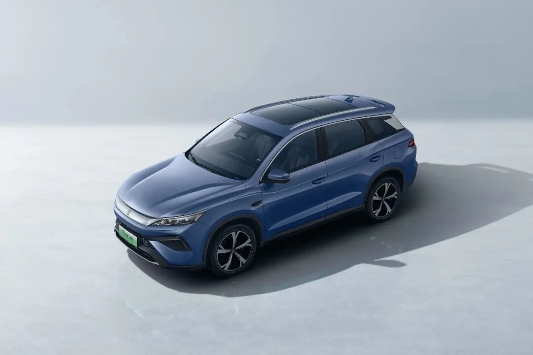10万级必看家用SUV!油耗4.5L,智驾大沙发全都有!