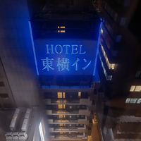 这家1974年开业的皇冠假日酒店，还...还能住吗？