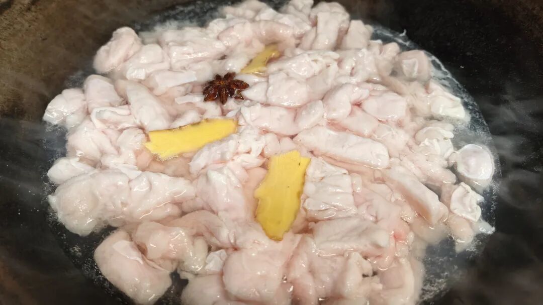 新年仪式感：第一次熬猪油，解锁儿时的香