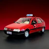 去哪儿啊，打的不，上车都走！